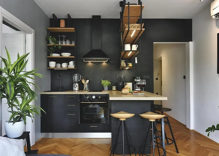 Place To Be - Center Apartman *